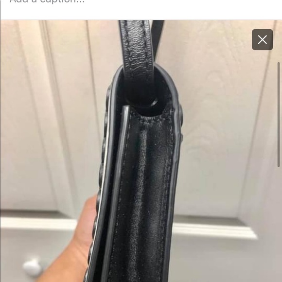 Crossbody - Picture 3 of 6